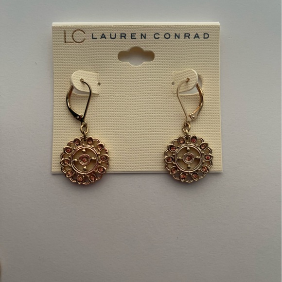 LC Lauren Conrad Gold Tone Filagree Peach Rhinestone Dangle Earrings - Picture 1 of 2